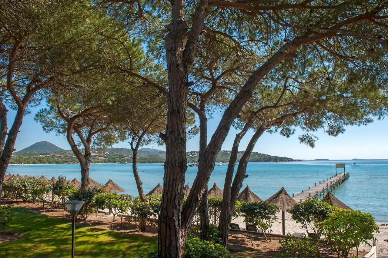 Golfe de Santa Giulia : 5 Hôtels de Plage à Réserver